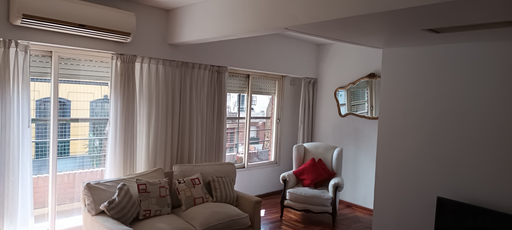 DEPARTAMENTO EN  VENTA DE 4 AMBIENTES  EN LA MEJOR ZONA DE PALERMO CON BALCON , COCHERA , PATIO Y BAULERA