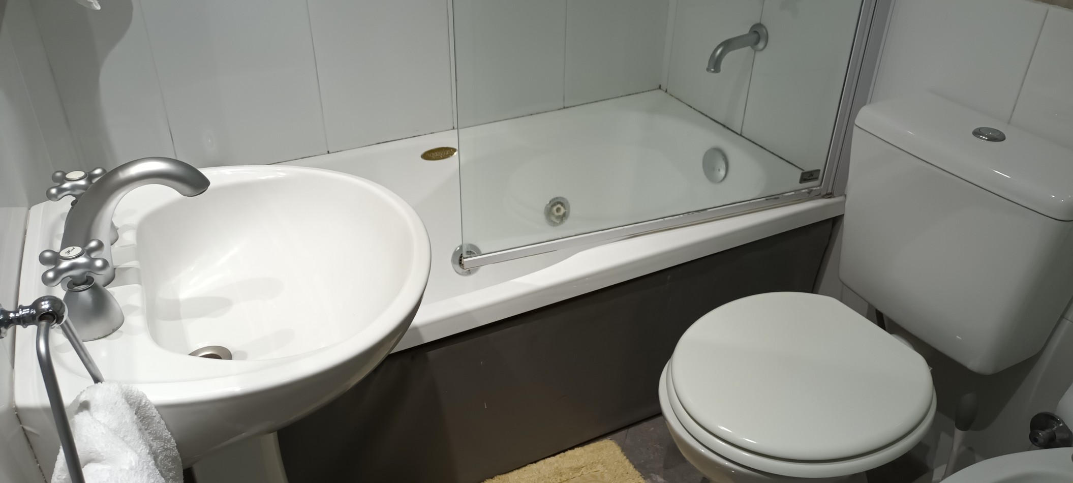 DEPARTAMENTO EN  VENTA DE 4 AMBIENTES  EN LA MEJOR ZONA DE PALERMO CON BALCON , COCHERA , PATIO Y BAULERA