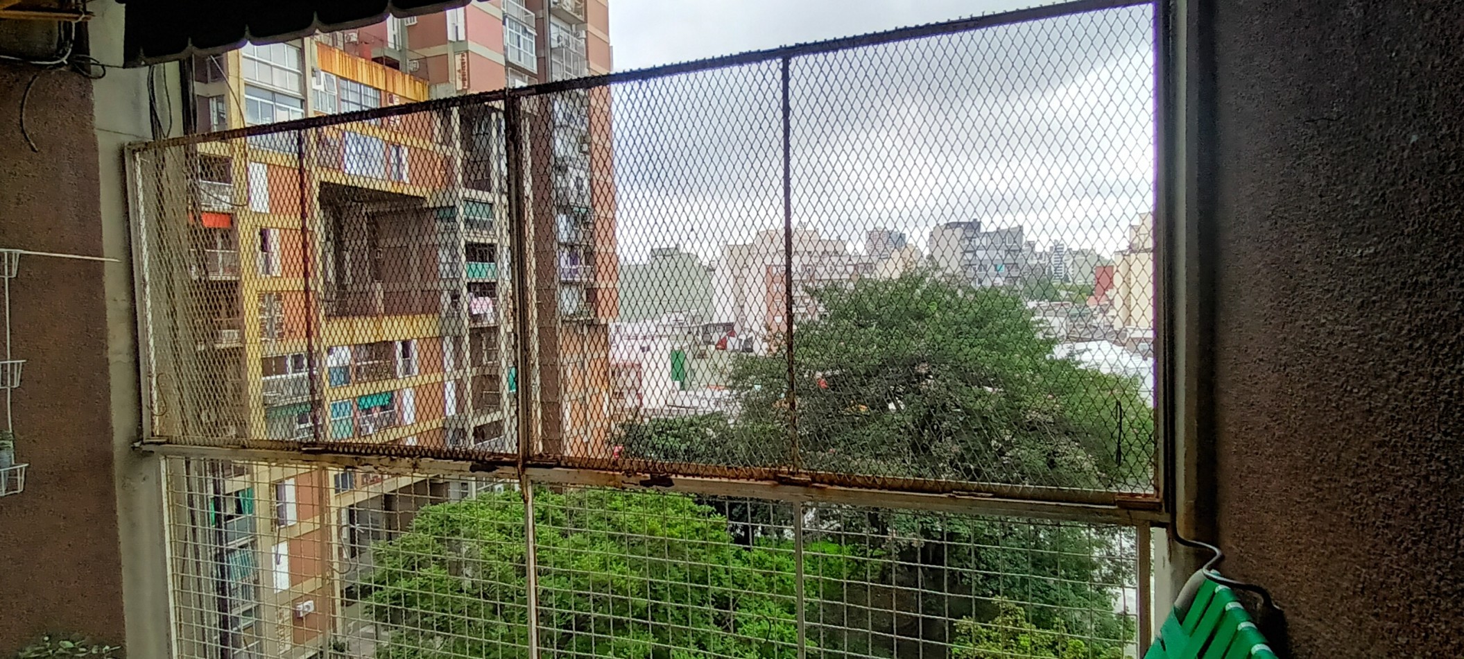 DEPARTAMENTO EN VENTA DE 4 AMBIENTES CON BALCON PISO ALTO VISTA ABIERTA EN  PARQUE PATRICIOS