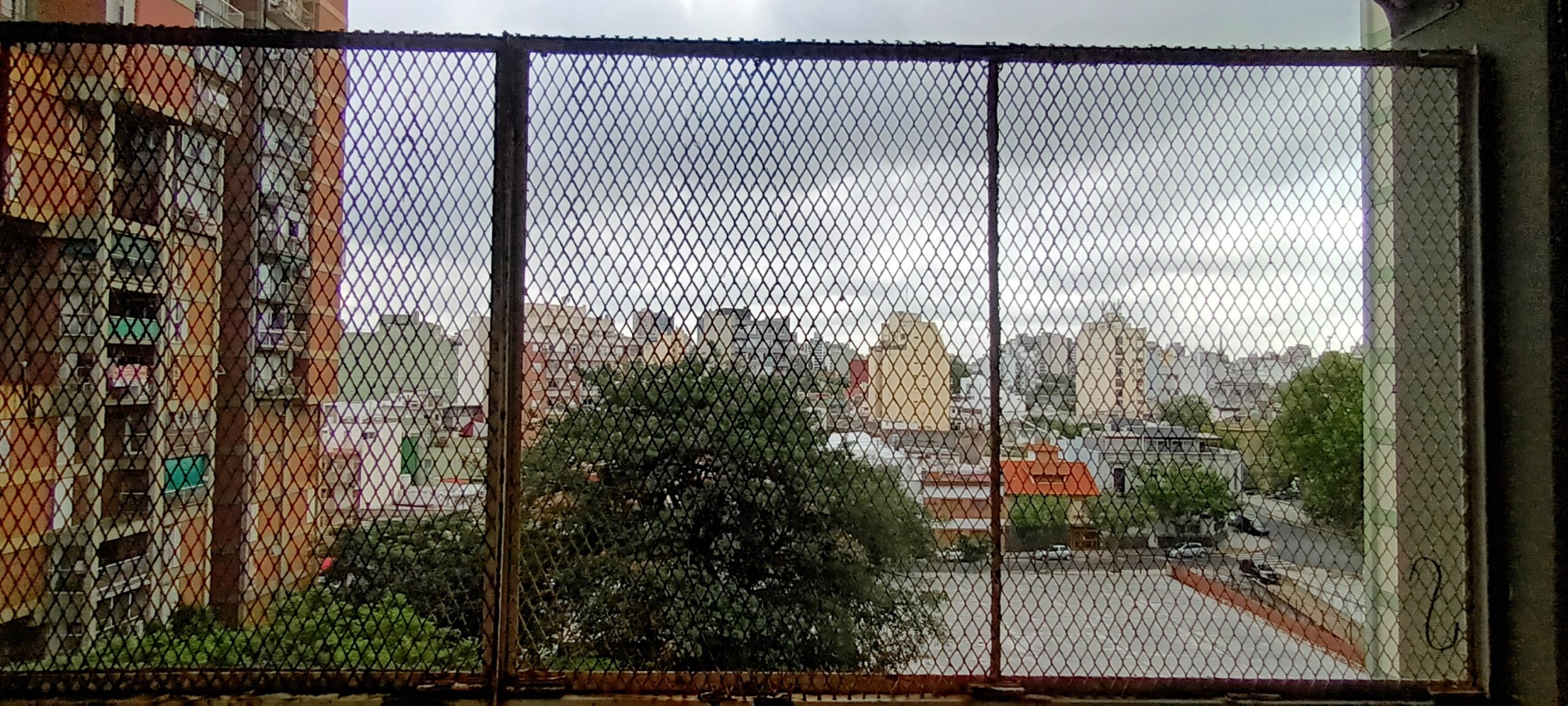 DEPARTAMENTO EN VENTA DE 4 AMBIENTES CON BALCON PISO ALTO VISTA ABIERTA EN  PARQUE PATRICIOS