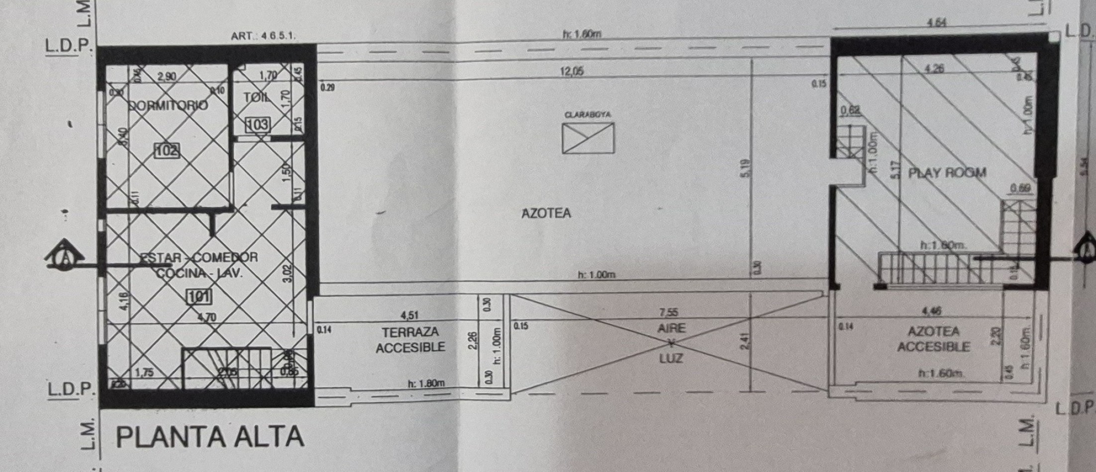 CASA CON DOS DEPTOS INDEPENDIENTES EN VENTA SOBRE LOTE PROPIO EN FLORES CON PATIO Y TERRAZA