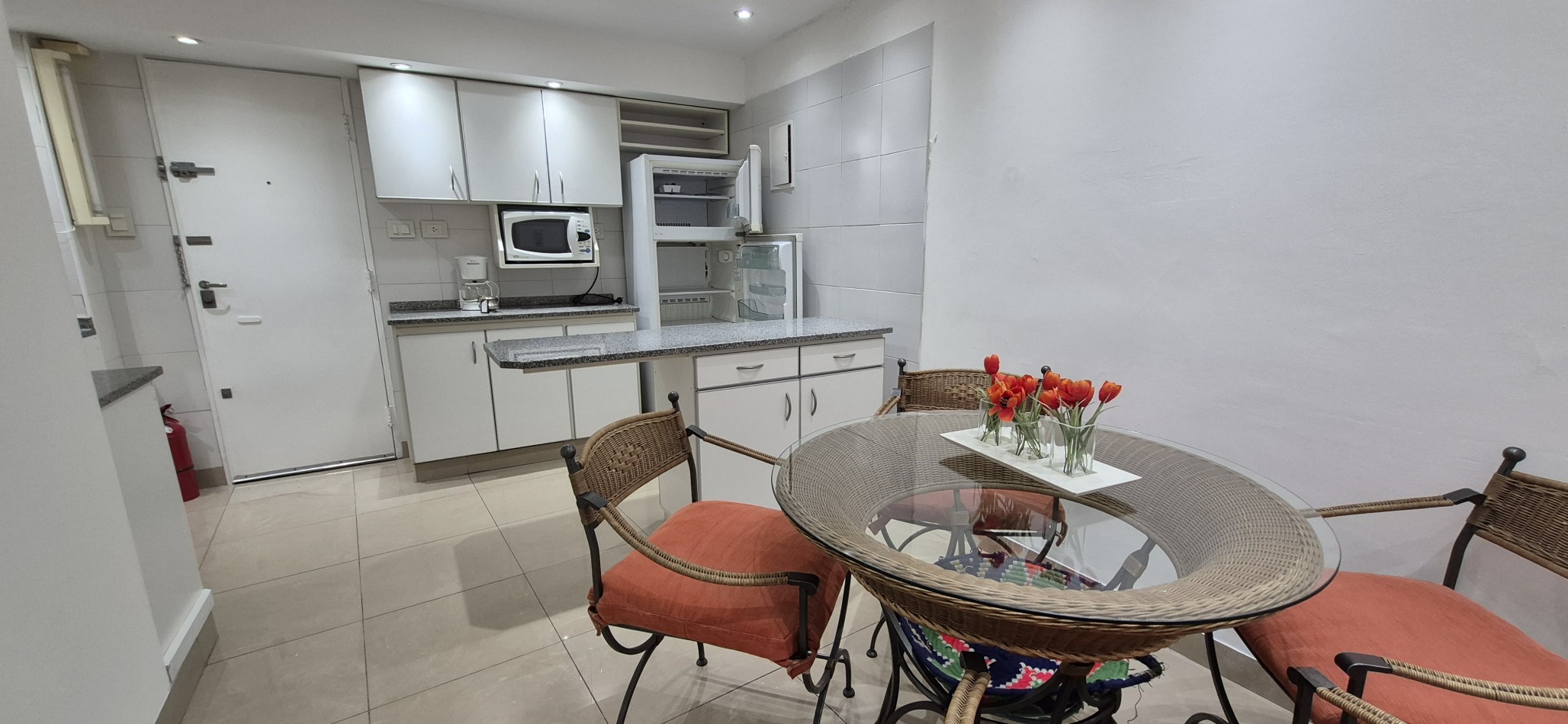 DEPARTAMENTO EN  VENTA DE 4 AMBIENTES  EN LA MEJOR ZONA DE PALERMO CON BALCON , COCHERA , PATIO Y BAULERA