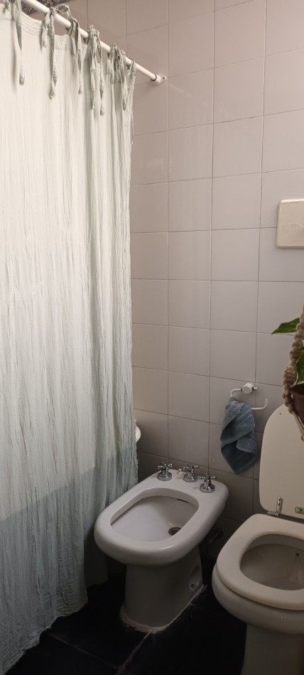 DEPARTAMENTO EN VENTA DE 4 AMBIENTES CON ESCRITORIO EN FAMOSO PASAJE GENERAL PAZ BARRIO COLEGIALES
