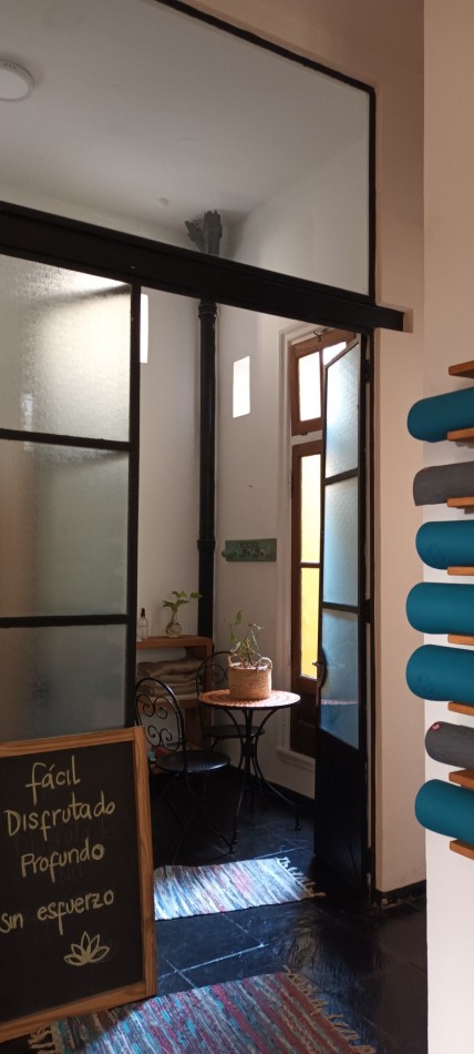 DEPARTAMENTO EN VENTA DE 4 AMBIENTES CON ESCRITORIO EN FAMOSO PASAJE GENERAL PAZ BARRIO COLEGIALES