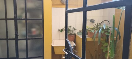 DEPARTAMENTO EN VENTA DE 4 AMBIENTES CON ESCRITORIO EN FAMOSO PASAJE GENERAL PAZ BARRIO COLEGIALES