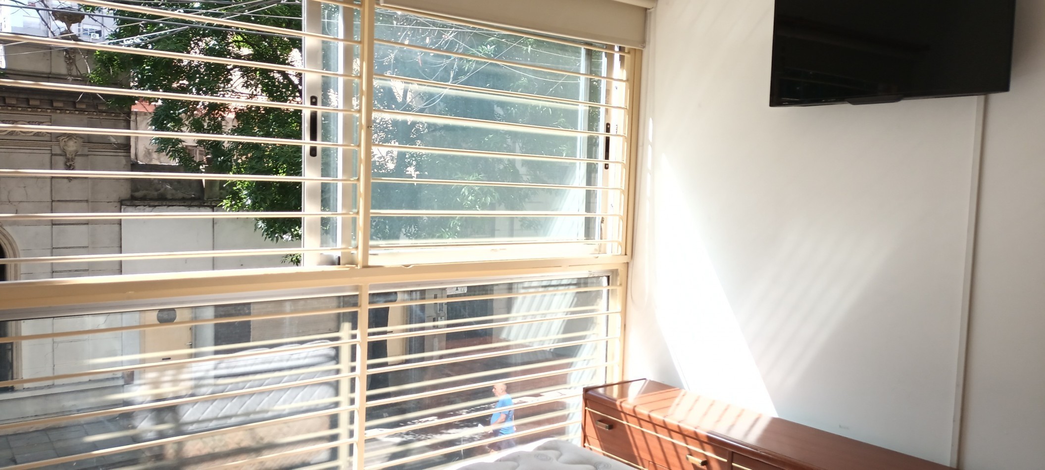 DEPARTAMENTO DE 2 AMBIENTES EN VENTA BARRIO DE  SAN CRISTOBAL EDIFICIO MODERNO 