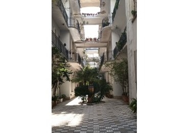 DEPARTAMENTO EN VENTA DE 4 AMBIENTES CON ESCRITORIO EN FAMOSO PASAJE GENERAL PAZ BARRIO COLEGIALES